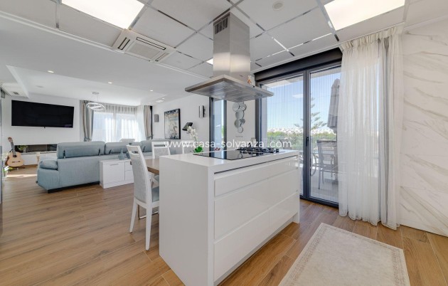 Resale - Villa - Torrevieja - Los Balcones