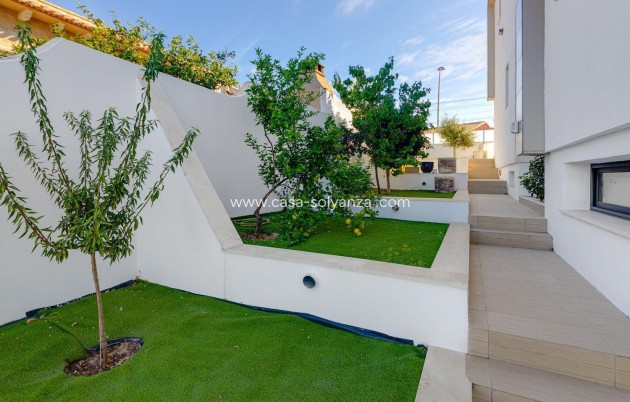 Resale - Villa - Torrevieja - Los Balcones