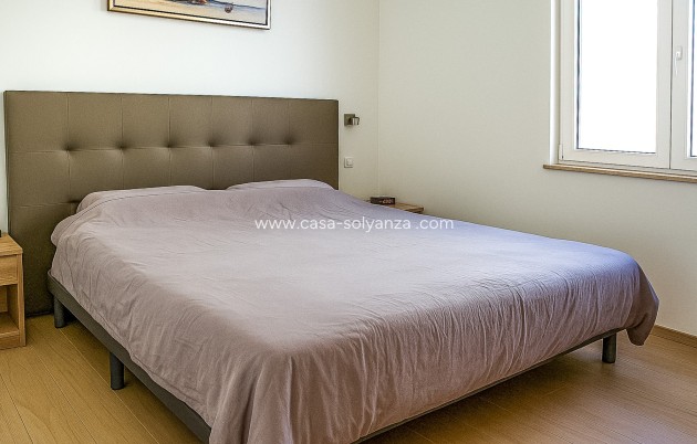 Resale - Villa - Torrevieja - La Siesta