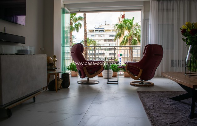 Wiederverkauf - Wohnung - Torrevieja - Center