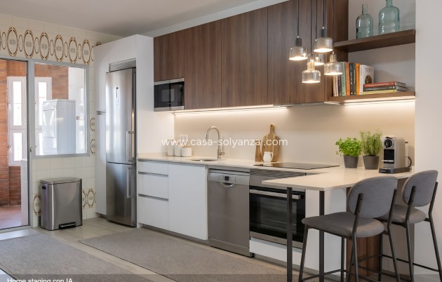 Resale - Apartment / flat - Torrevieja - Playa del Cura