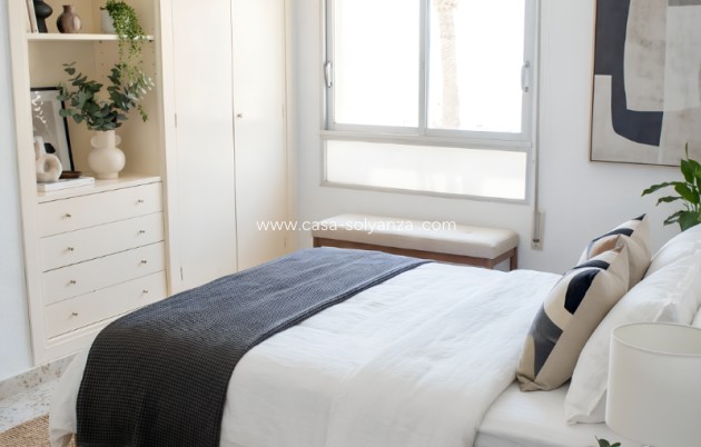 Resale - Apartment / flat - Torrevieja - Playa del Cura