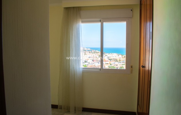 Resale - Apartment / flat - Torrevieja - Playa de los Locos
