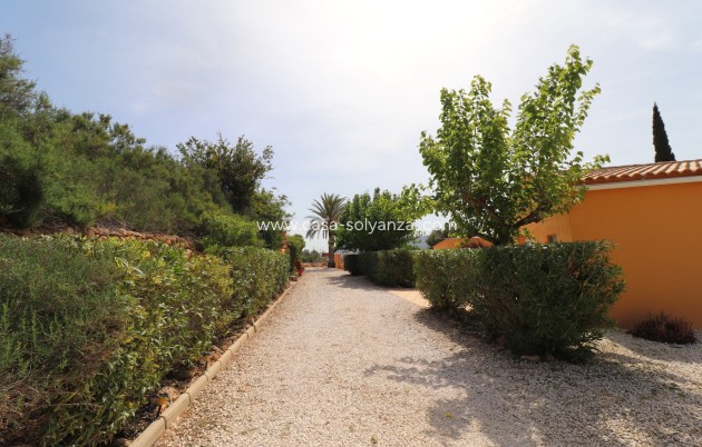 Wiederverkauf - Finca - Country Property - Hondón de las Nieves - La Canalosa