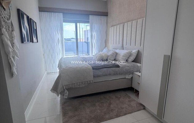 Resale - Villa - Villamartin - Costa Blanca