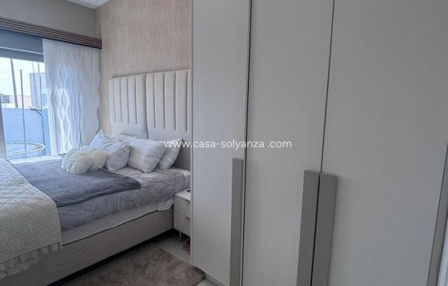 Resale - Villa - Villamartin - Costa Blanca