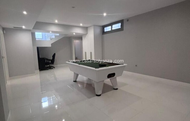 Resale - Villa - Villamartin - Costa Blanca