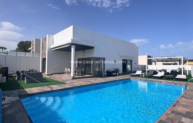 Resale - Villa - Villamartin - Costa Blanca