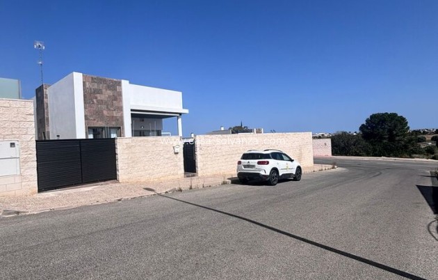 Resale - Villa - Villamartin - Costa Blanca
