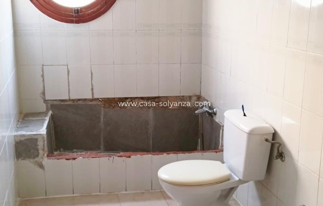 Resale - Apartment / flat - Torrevieja - Center