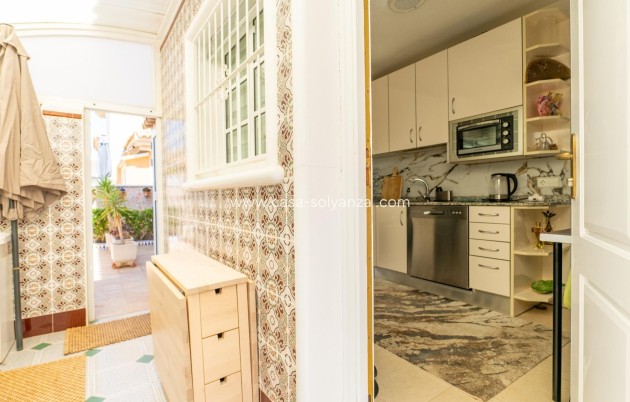Herverkoop - Villa - Torrevieja - Los Balcones