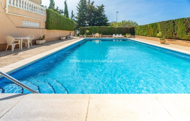 Herverkoop - Villa - Torrevieja - Los Balcones