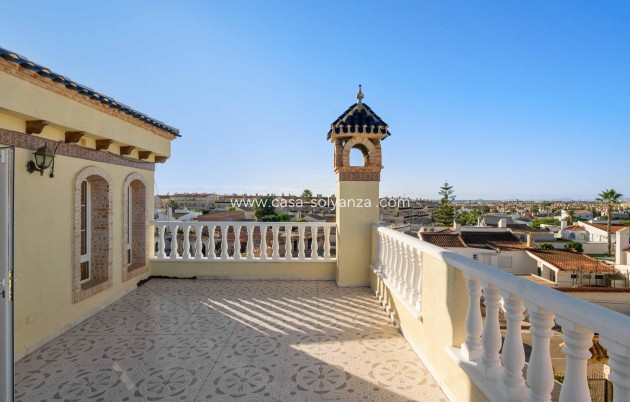 Herverkoop - Villa - Orihuela Costa - Los Almendros-La Florida