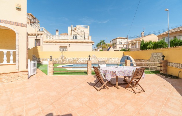 Herverkoop - Villa - Orihuela Costa - Los Almendros-La Florida