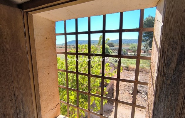 Resale - Country Property/Finca - Yecla - Inland