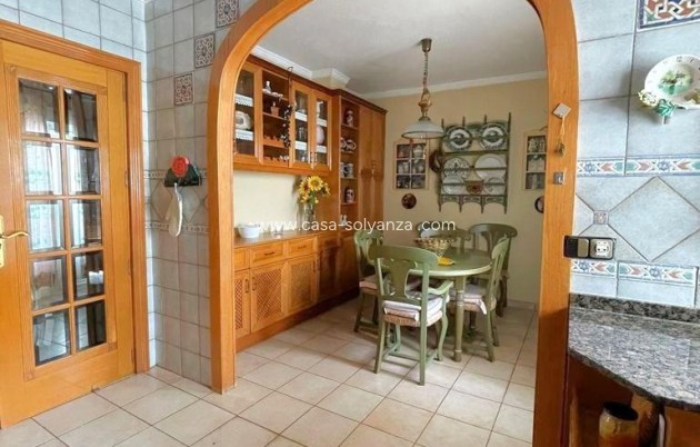 Resale - Apartment / flat - Torrevieja - Estacion Autobuses