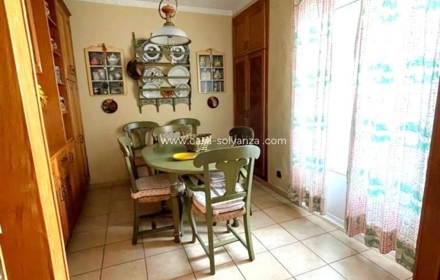 Resale - Apartment / flat - Torrevieja - Estacion Autobuses