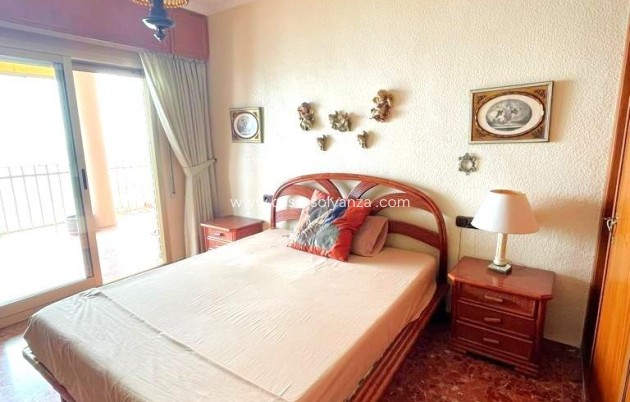 Resale - Apartment / flat - Torrevieja - Estacion Autobuses