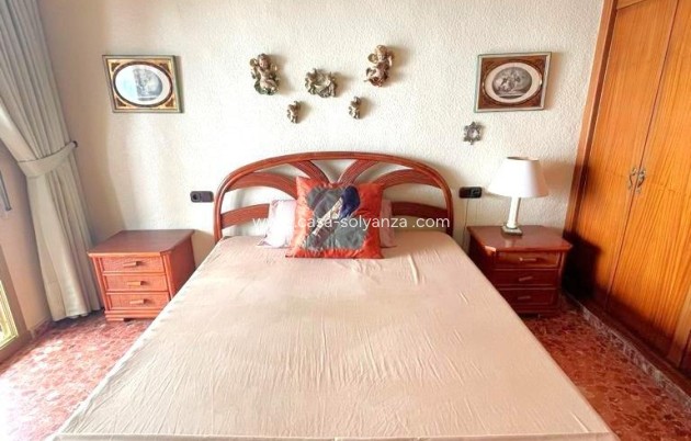 Resale - Apartment / flat - Torrevieja - Estacion Autobuses