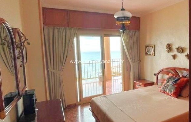 Resale - Apartment / flat - Torrevieja - Estacion Autobuses