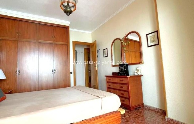 Resale - Apartment / flat - Torrevieja - Estacion Autobuses
