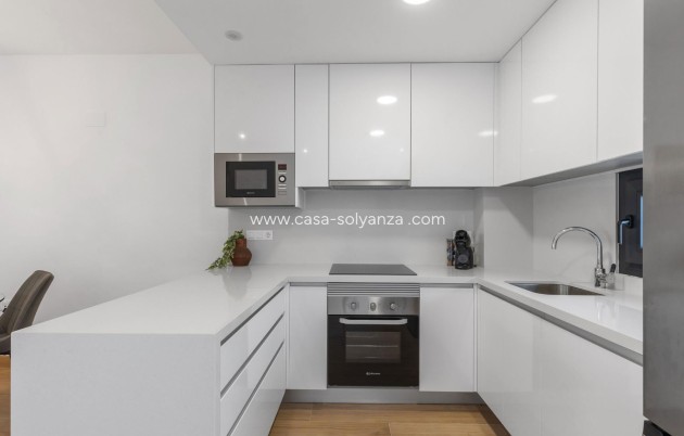 Resale - Apartment / flat - Torrevieja - Los Balcones