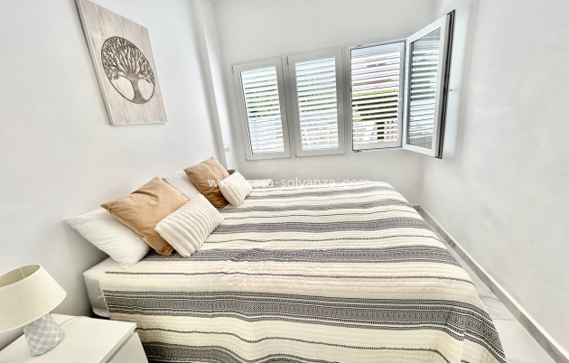 Herverkoop - Appartement / flat - La Zenia - Costa Blanca