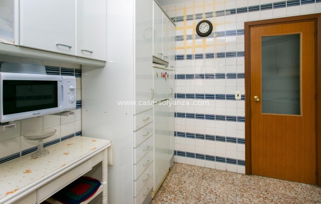 Resale - Apartment / flat - Torrevieja - Playa del Cura