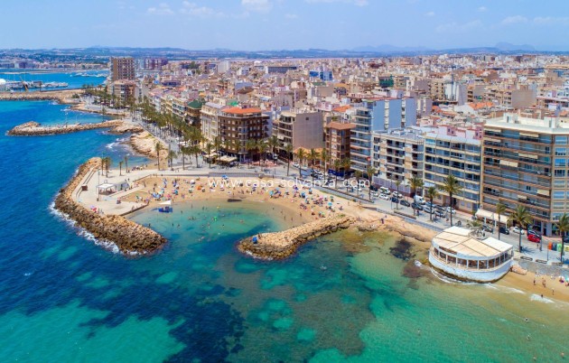 Resale - Apartment / flat - Torrevieja - Playa del Cura