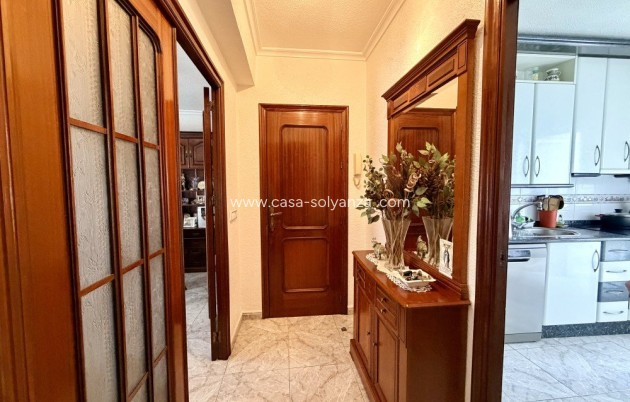 Resale - Apartment / flat - Torrevieja - Costa Blanca