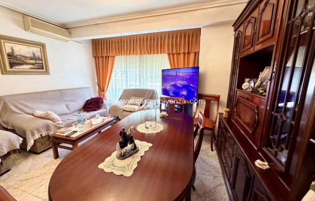 Resale - Apartment / flat - Torrevieja - Costa Blanca