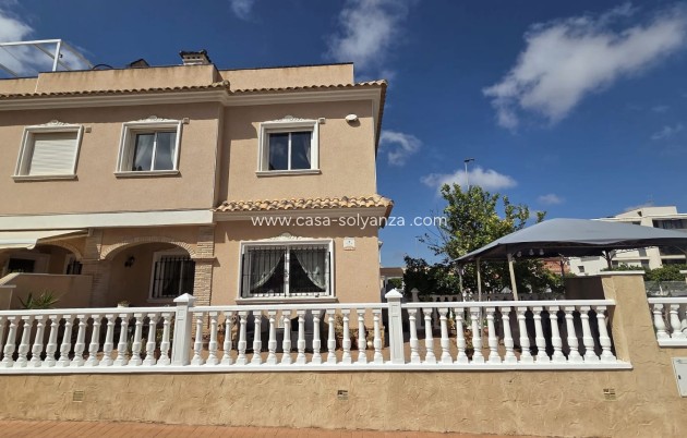 Herverkoop - Villa - Orihuela Costa - Costa Blanca