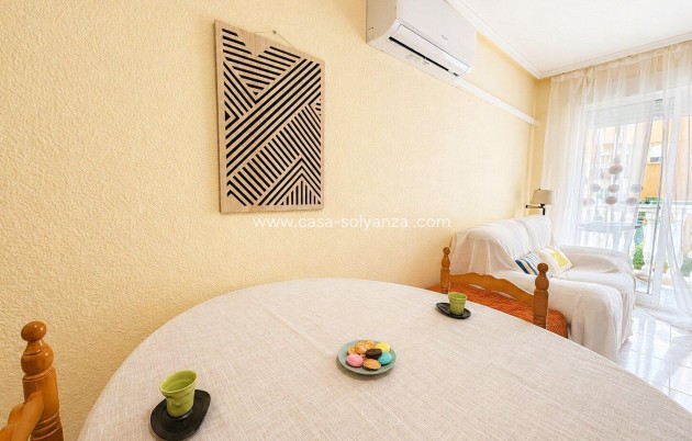 Herverkoop - Appartement / flat - Torrevieja - Habaneras