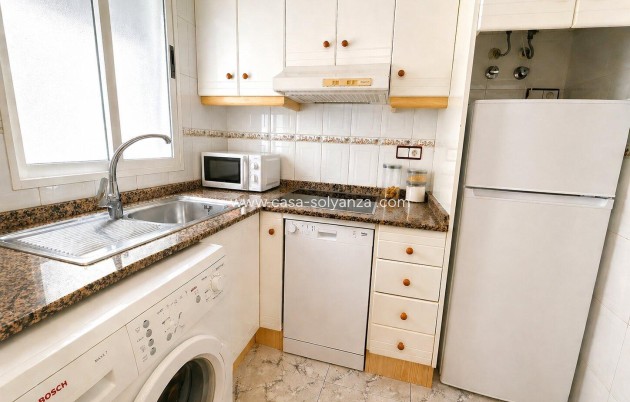 Herverkoop - Appartement / flat - Torrevieja - Habaneras