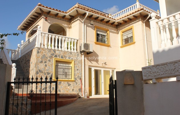 Resale - Villa - La Zenia - Costa Blanca