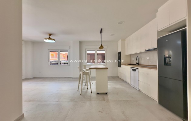 Herverkoop - Appartement / flat - Torrevieja - Acequion