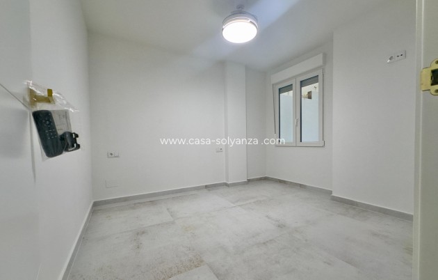 Herverkoop - Appartement / flat - Torrevieja - Acequion