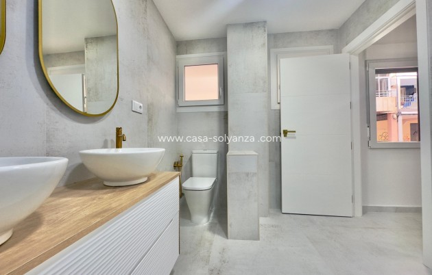 Herverkoop - Appartement / flat - Torrevieja - Acequion