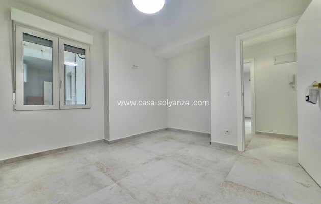Herverkoop - Appartement / flat - Torrevieja - Acequion