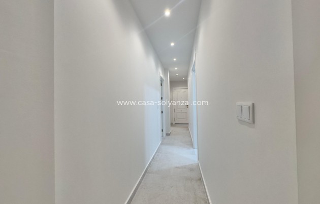 Herverkoop - Appartement / flat - Torrevieja - Acequion