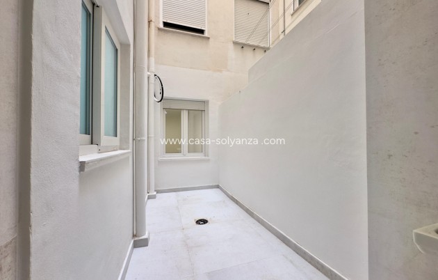 Herverkoop - Appartement / flat - Torrevieja - Acequion