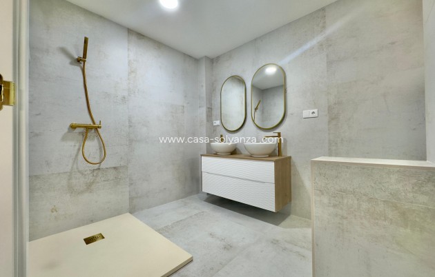 Herverkoop - Appartement / flat - Torrevieja - Acequion