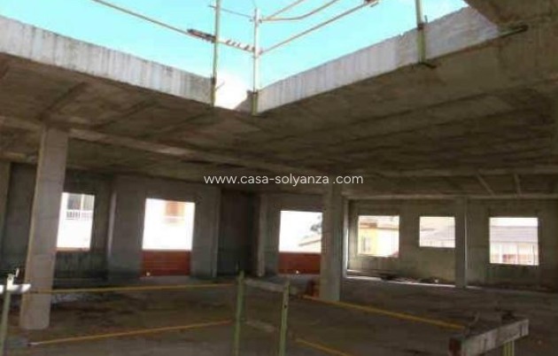 Reventa - Edificio - Los Montesinos - CENTRO