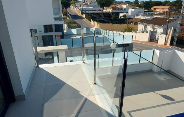 Resale - Villa - Torrevieja - Los Balcones