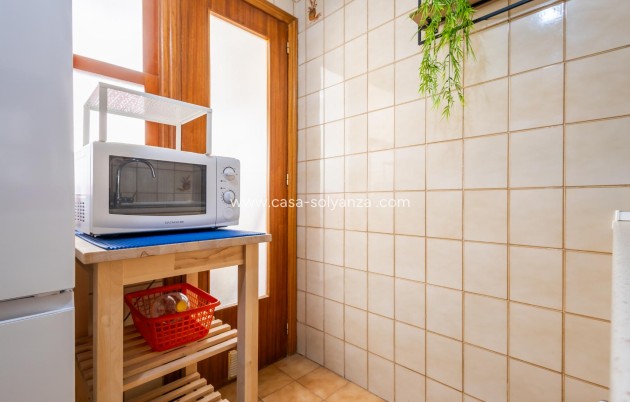Herverkoop - Appartement / flat - Torrevieja - Playa De Los Naufragos