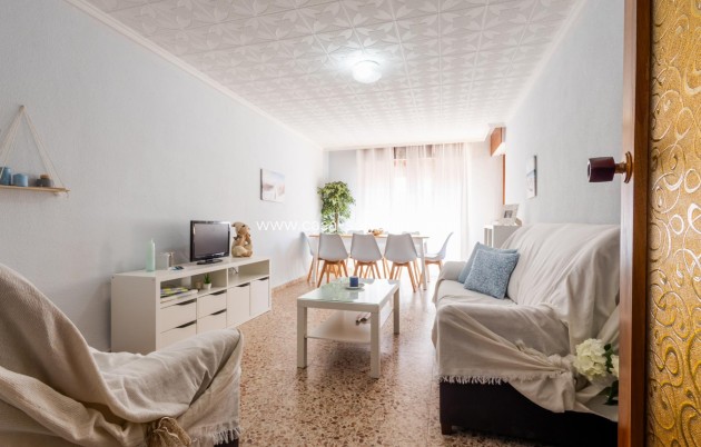Herverkoop - Appartement / flat - Torrevieja - Playa De Los Naufragos