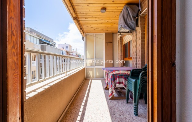 Herverkoop - Appartement / flat - Torrevieja - Playa De Los Naufragos