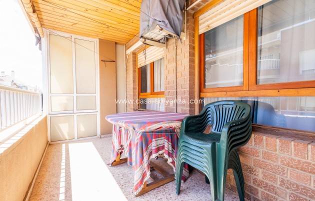 Herverkoop - Appartement / flat - Torrevieja - Playa De Los Naufragos