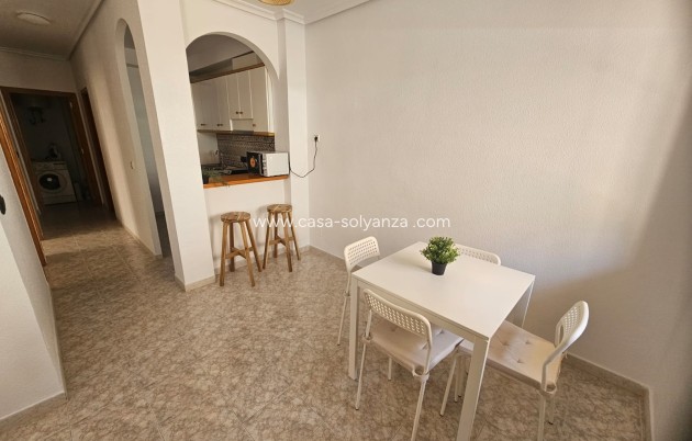 Herverkoop - Bungalow - Orihuela - Punta Prima