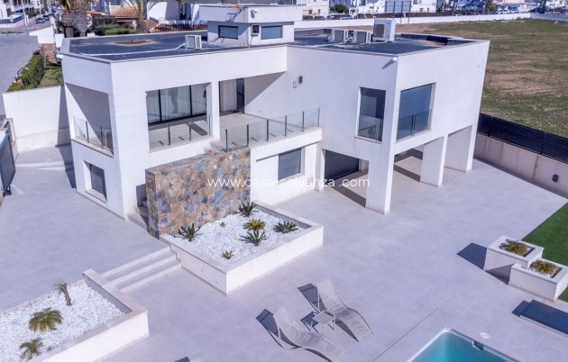 Resale - Villa - Torrevieja - La Valeta